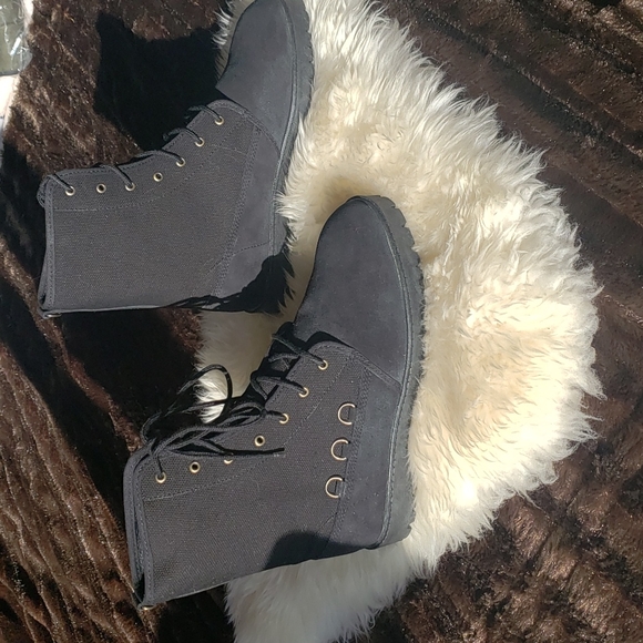 Chinese Laundry Watson Black Lace Boot 8 M - Picture 3 of 12